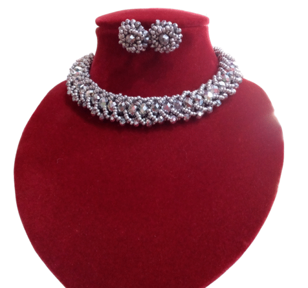Stella's jewelry (set of a necklace and earrings)